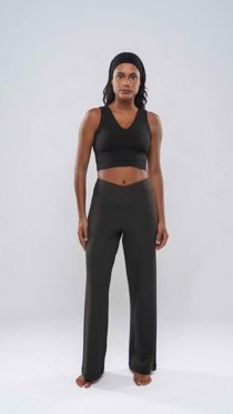 Black V-Neck Top & Wide-Leg Pants Set with Headband by A&B